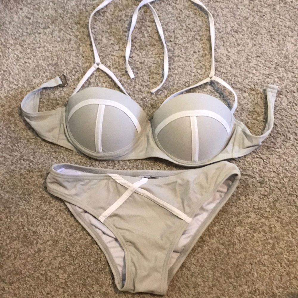 Bathing suit